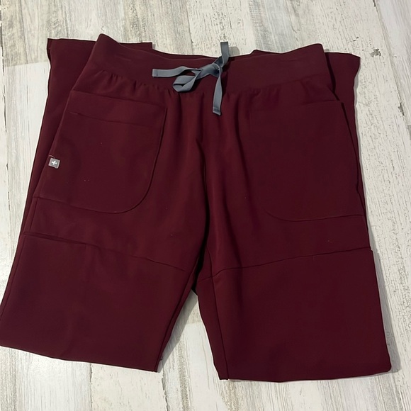 Figs Pants - Figs Maroon Scrub Pants Size Small